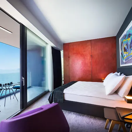 Design Navis 5*