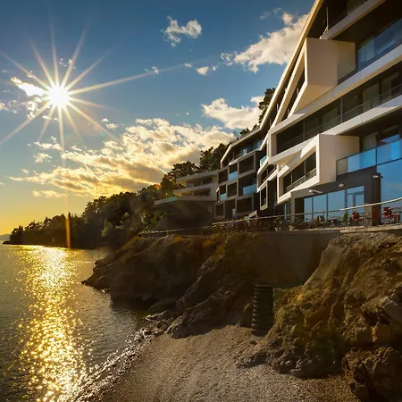 Hotel Design Navis 5*