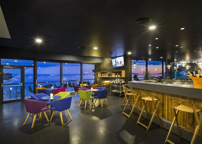 Hotel Boutique & Design Navis - Small Luxury Of The World 5*