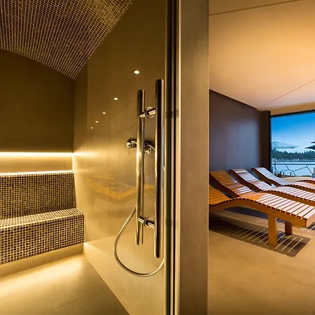 Boutique & Design Navis - Small Luxury Of The World Hotel