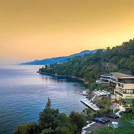 Boutique & Design Navis - Small Luxury Of The World Отель 5*
