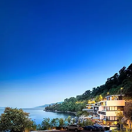 Отель Boutique & Design Navis - Small Luxury Of The World Опатия