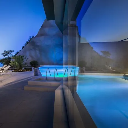 Hotel Boutique & Design Navis 5*