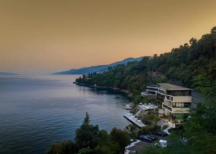 Boutique & Design Navis - Small Luxury Of The World 5*