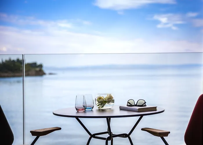 Boutique & Design Navis - Small Luxury Of The World מלון 5*