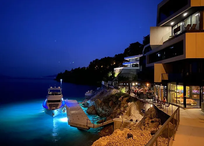 Boutique & Design Navis - Small Luxury Of The World מלון 5*