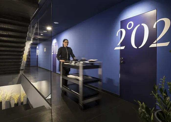 Boutique & Design Navis - Small Luxury Of The World אופטיה